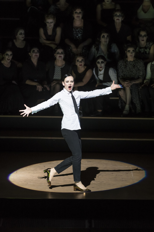 Photo Flash: The Royal Opera House Stages Classic CARMEN Image