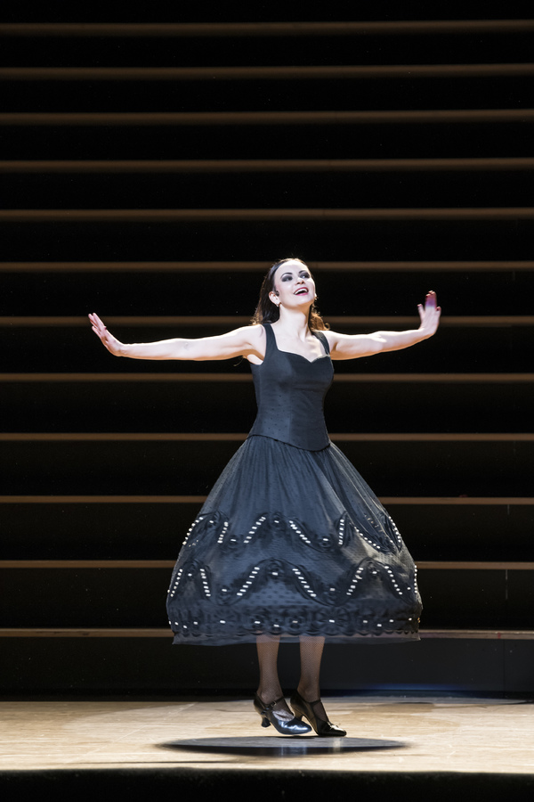 Photo Flash: The Royal Opera House Stages Classic CARMEN Image