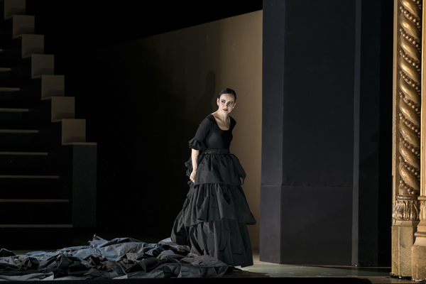 Photo Flash: The Royal Opera House Stages Classic CARMEN Image