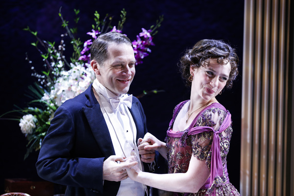 Photo Flash: Maltz Jupiter Theater presents AN INSPECTOR CALLS Image