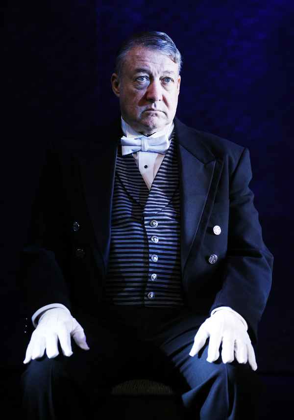 Photo Flash: Maltz Jupiter Theater presents AN INSPECTOR CALLS Image