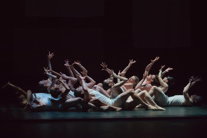 Review: Nashville Ballet's Stunning Performance of Stephen Mills' LIGHT Image