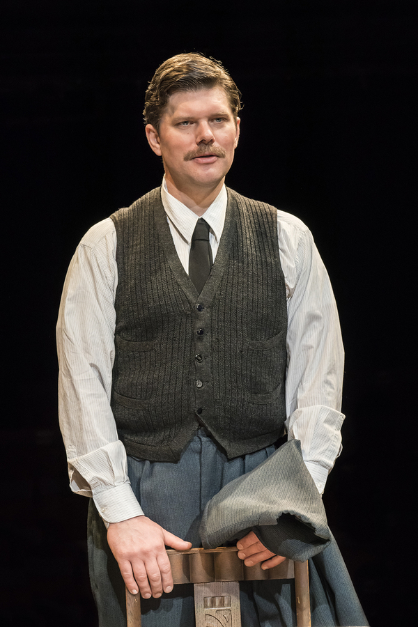 Photo Flash: First Look at THE YORK REALIST at the Donmar Warehouse Image