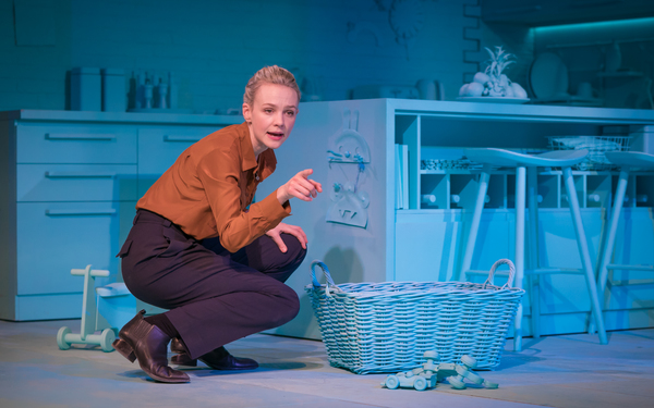 Photo Flash: First Look at GIRLS AND BOYS at The Royal Court Theatre Image