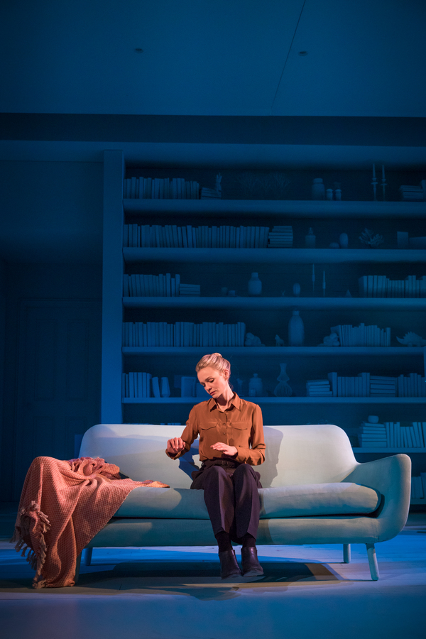 Photo Flash: First Look at GIRLS AND BOYS at The Royal Court Theatre Image