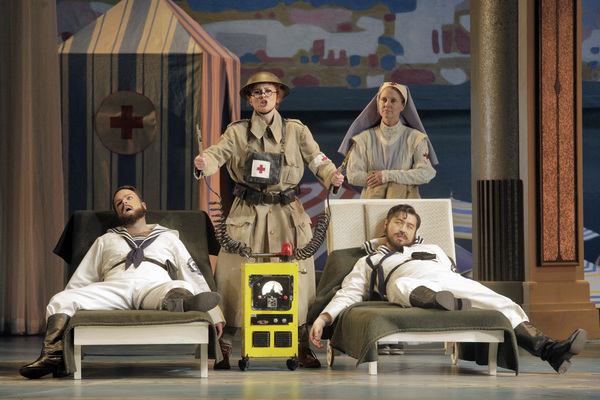 Photo Flash: A Simple Bet Puts Love to the Test at Lyric Opera's COSÌ FAN TUTTE Image