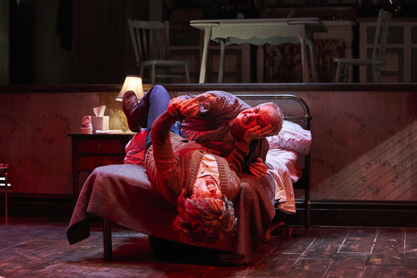 Photo Flash: First Look at Great Lakes Theater's MISERY Image