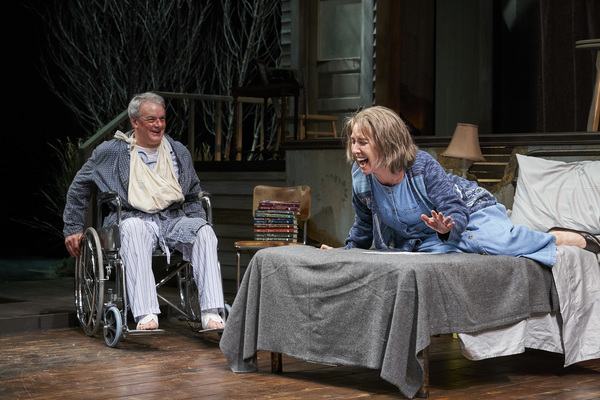 Photo Flash: First Look at Great Lakes Theater's MISERY Image