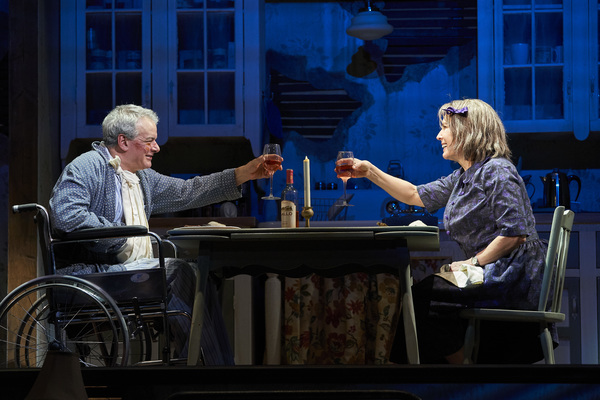 Photo Flash: First Look at Great Lakes Theater's MISERY Image