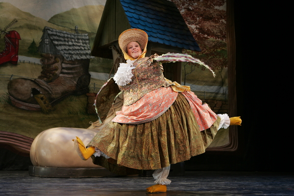 Photo Flash: Schimmel Center presents New York Theatre Ballet in MOTHER GOOSE! Image