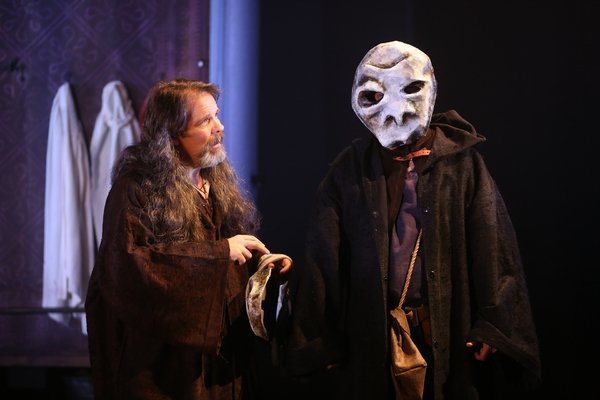 Photo Flash: First Look Vineyard's THE AMATEURS Image