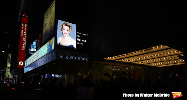 FREEZE FRAME: Broadway Dims the Lights for Jan Maxwell Image