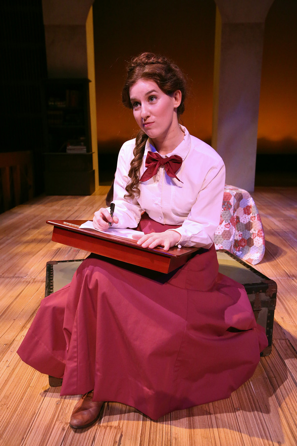 Photo Flash: First Look at International City Theatre's DADDY LONG LEGS Image