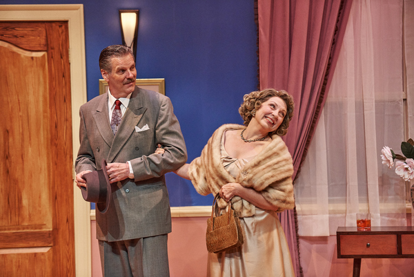 Photo Flash: Top Atlanta Talent Brings Popular Local Playwright's Regional Hit PERFECT ARRANGEMENT Home Image