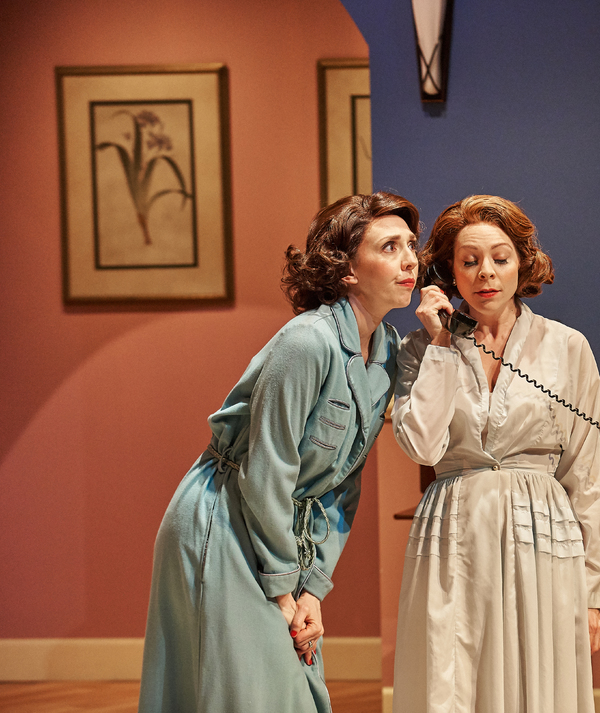 Photo Flash: Top Atlanta Talent Brings Popular Local Playwright's Regional Hit PERFECT ARRANGEMENT Home Image