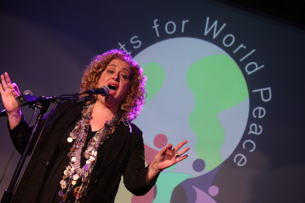 Photo Flash: Broadway Stars Sing Out for Peace at Charity Benefit Image