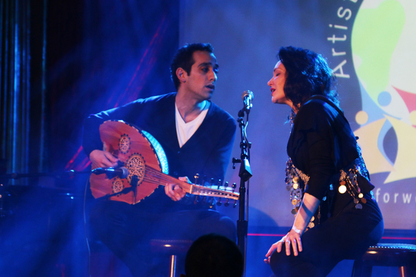 Photo Flash: Broadway Stars Sing Out for Peace at Charity Benefit Image