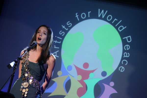 Photo Flash: Broadway Stars Sing Out for Peace at Charity Benefit Image