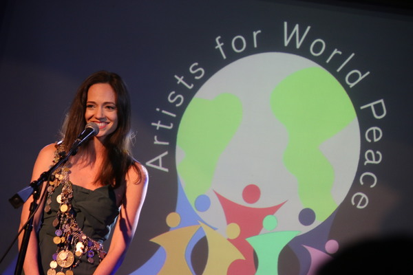 Photo Flash: Broadway Stars Sing Out for Peace at Charity Benefit Image