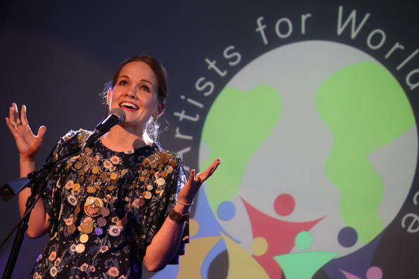 Photo Flash: Broadway Stars Sing Out for Peace at Charity Benefit Image