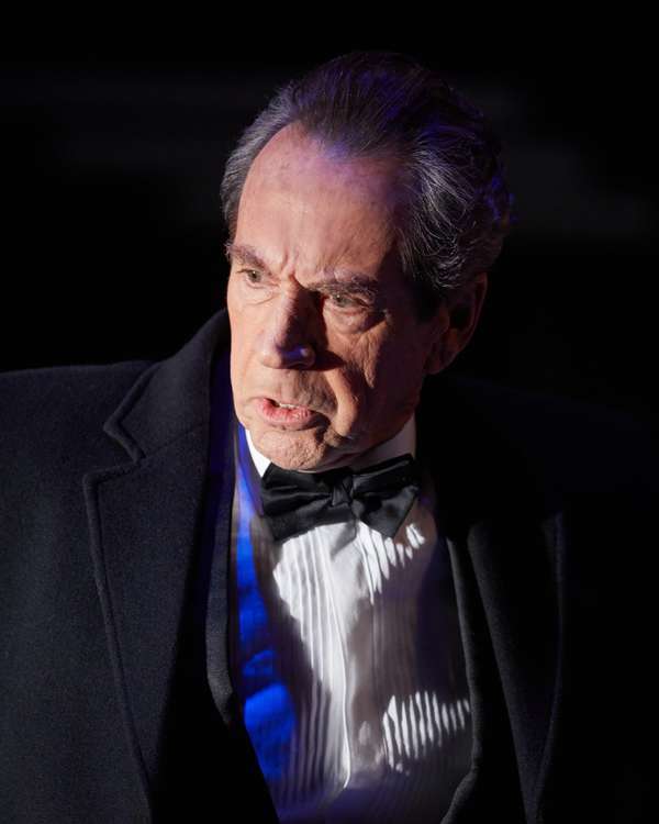 Photo Flash: First Look at FROST/NIXON at Sheffield Theaters Image