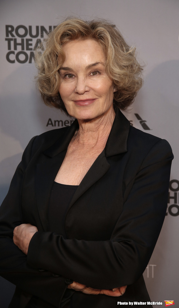 Photo Coverage: Jessica Lange and More Arrive on the Red Carpet at Roundabout Theatre Company's 2018 Gala Image