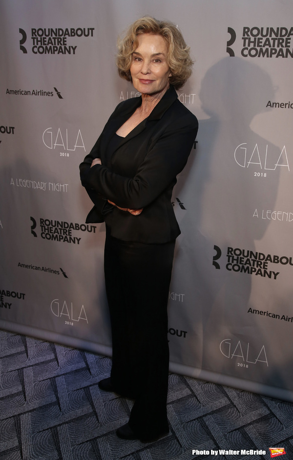 Photo Coverage: Jessica Lange and More Arrive on the Red Carpet at Roundabout Theatre Company's 2018 Gala Image