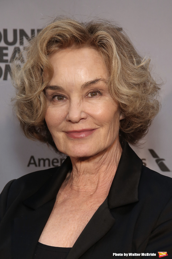 Photo Coverage: Jessica Lange and More Arrive on the Red Carpet at Roundabout Theatre Company's 2018 Gala Image