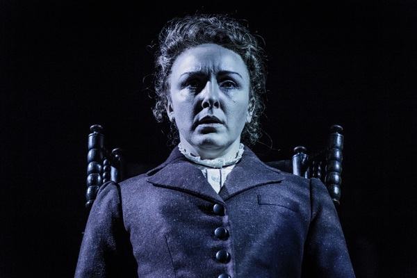 Photo Flash: First Look at Carli Norris and Maggie McCarthy in TURN OF THE SCREW Image