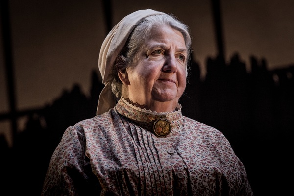 Photo Flash: First Look at Carli Norris and Maggie McCarthy in TURN OF THE SCREW Image