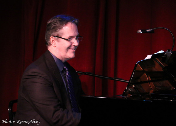 Photo Flash: Broadway at Birdland Presents Lorna Dallas Image