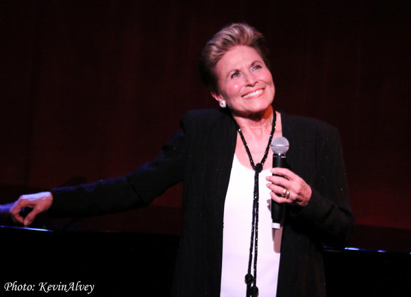 Photo Flash: Broadway at Birdland Presents Lorna Dallas Image