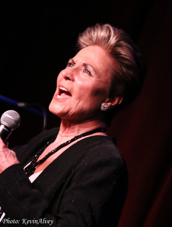 Photo Flash: Broadway at Birdland Presents Lorna Dallas Image