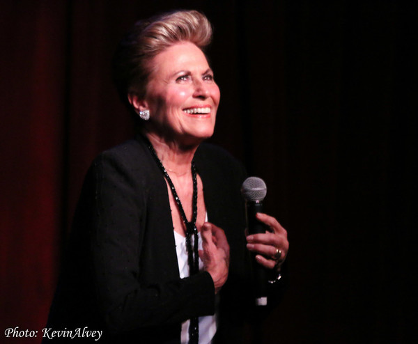 Photo Flash: Broadway at Birdland Presents Lorna Dallas Image