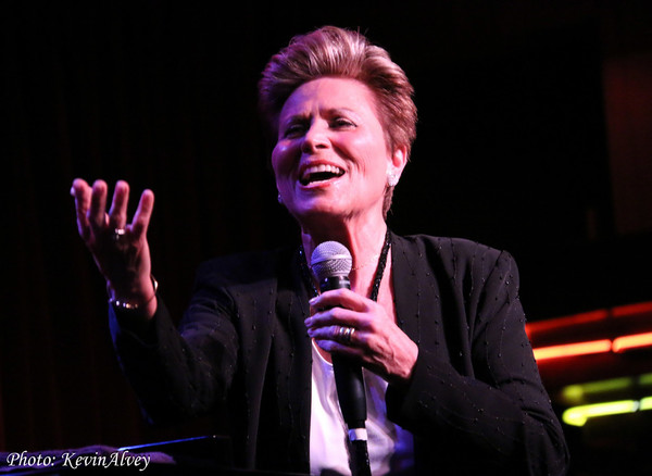 Photo Flash: Broadway at Birdland Presents Lorna Dallas Image
