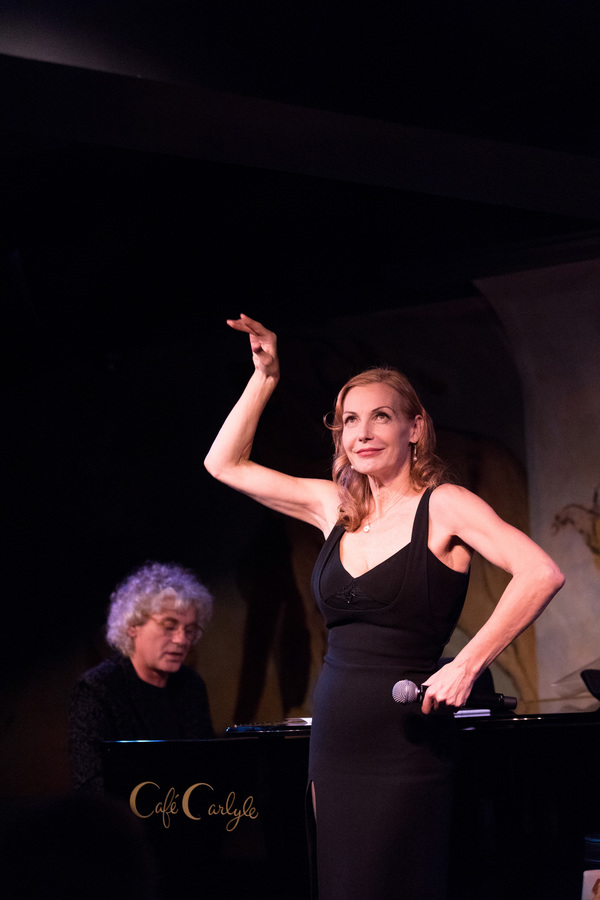 Photo Flash: Ute Lemper Returns to Cafe Carlyle Image