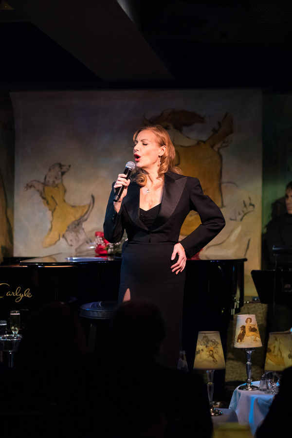 Photo Flash: Ute Lemper Returns to Cafe Carlyle 