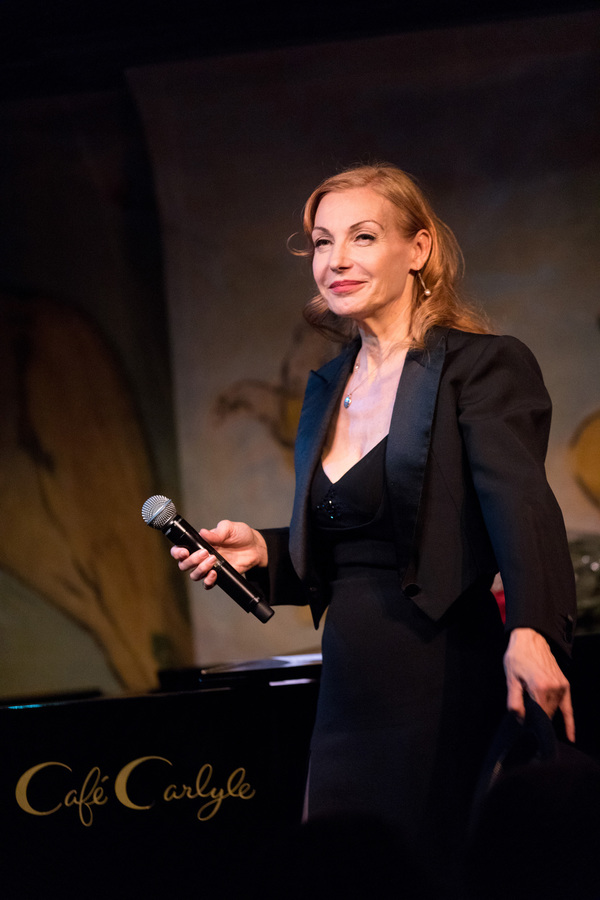 Photo Flash: Ute Lemper Returns to Cafe Carlyle Image