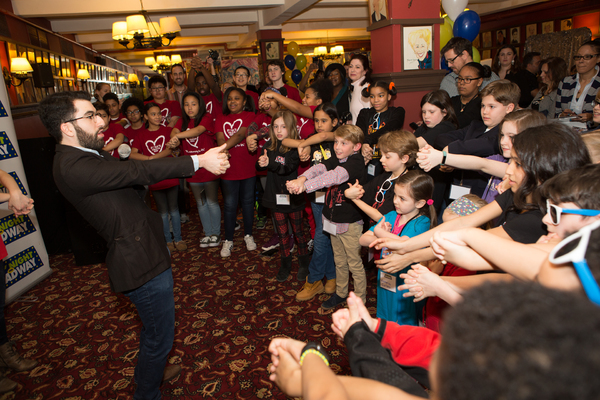 Photo Flash: The Stars Turn Out at Sardi's to Celebrate KIDS' NIGHT ON BROADWAY Image