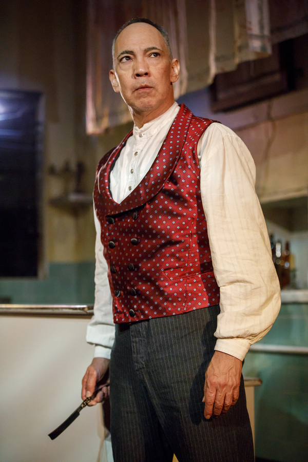 Thom Sesma as Sweeney Todd Photo