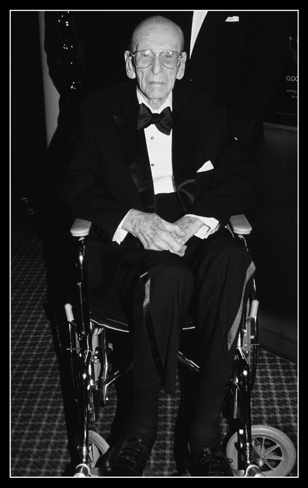 Photo Throwback: George Abbott Attends Opening Night of DAMN YANKEES in 1994 Image