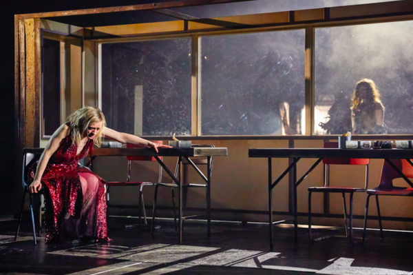 Photo Flash: First Look at MACBETH at the National Theatre Image