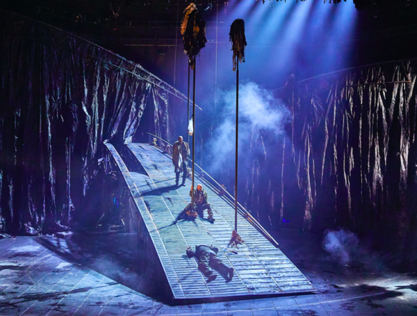 Photo Flash: First Look at MACBETH at the National Theatre Image