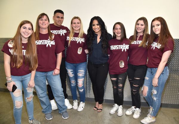 Demi Lovato and Parkland Students Photo