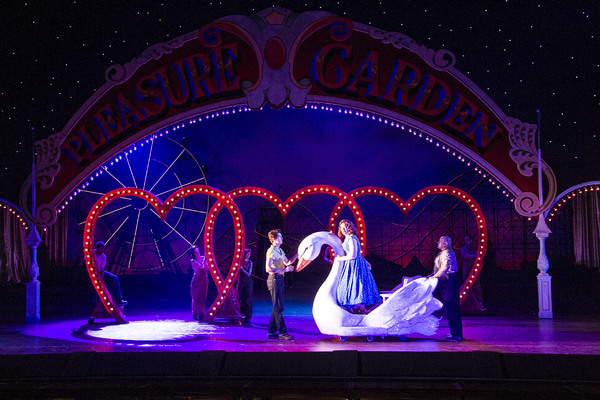 Photos: Kelli O'Hara Stars in COSI FAN TUTTE at The Met Image