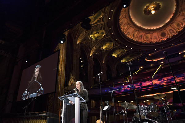 Photo Flash: Elizabeth Stanley Previews JAGGED LITTLE PILL at A.R.T.'s 2018 Gala Image