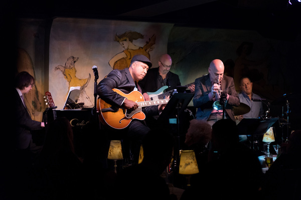 Photo Flash: Bernie Williams Takes the Stage at Cafe Carlyle 