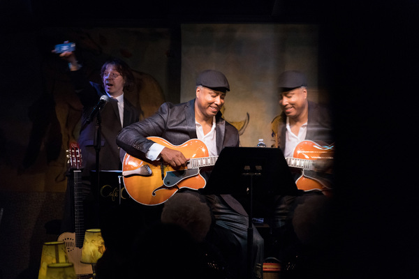 Photo Flash: Bernie Williams Takes the Stage at Cafe Carlyle Image