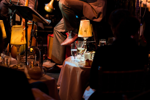 Photo Flash: Bernie Williams Takes the Stage at Cafe Carlyle 