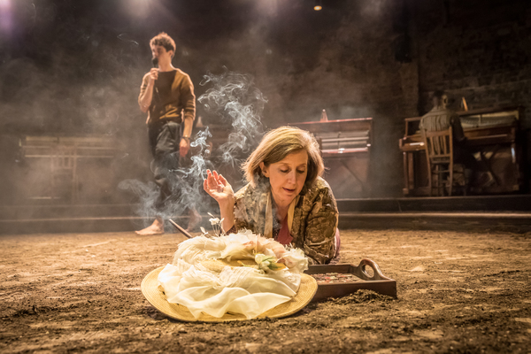 Photo Flash: First Look at SUMMER AND SMOKE at Almeida Theatre Image